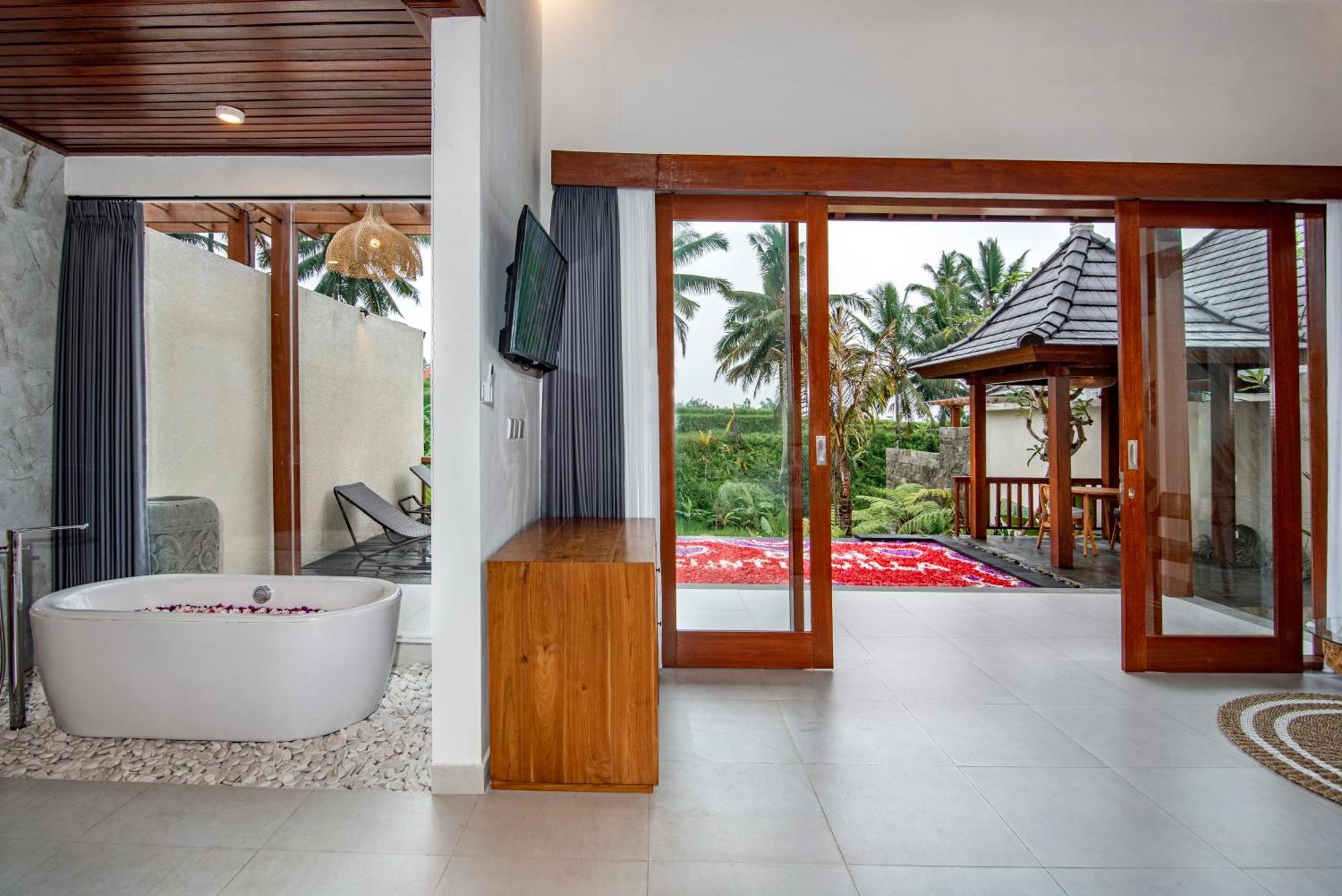 טגלאלאנג Dewi Kunti Villa מראה חיצוני תמונה
